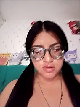 Snapshot of SOFI__10 chatting on 29, 4, 2026 SOFI 10 online show from 29, 4, 2026