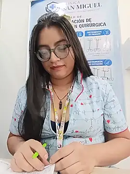 Snapshot of SOFI__10 chatting on 27, 5, 2026 SOFI 10 online show from 27, 5, 2026