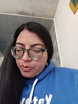 Snapshot of SOFI__10 chatting on 25, 6, 2026 SOFI 10 online show from 25, 6, 2026