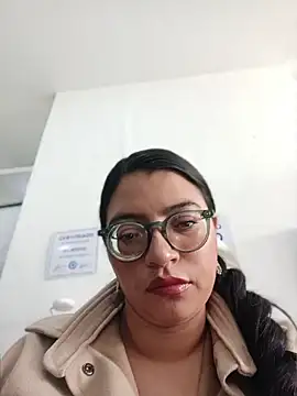 Snapshot of SOFI__10 chatting on 29, 6, 2026 SOFI 10 online show from 29, 6, 2026