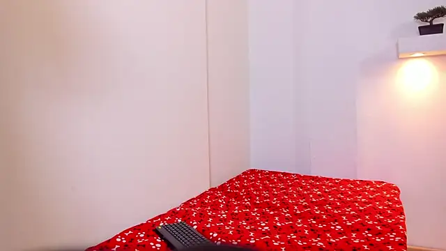 Snapshot of Kenji_n_Rousse chatting on 15, 7, 2026 Kenji n Rousse online show from 15, 7, 2026