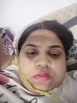 hotsilk21 online show from 26, 4, 2026