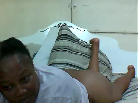 Snapshot of PRETTYFACExx chatting on 14, 4, 2026 PRETTYFACExx online show from 14, 4, 2026