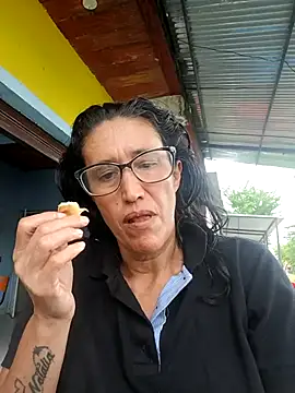 Snapshot of DulceM0609 chatting on 16, 4, 2026 DulceM0609 online show from 16, 4, 2026