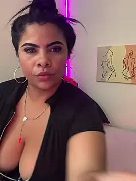 Snapshot of megan_purpura chatting on 29, 4, 2026 megan purpura online show from 29, 4, 2026