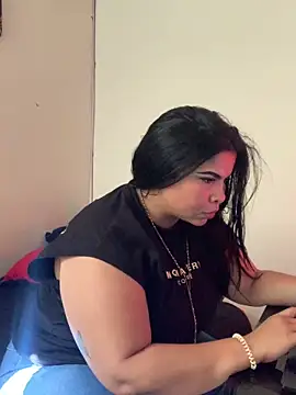 Snapshot of megan_purpura chatting on 4, 5, 2026 megan purpura online show from 4, 5, 2026