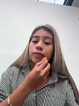 Kimmiebellarie online show from 24, 4, 2026