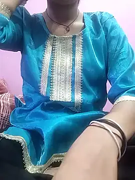 Snapshot of Liviya__225__ chatting on 11, 4, 2026 Liviya 225 online show from 11, 4, 2026