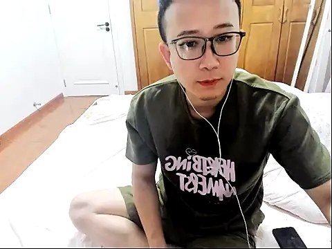 qwekissok online show from 18, 4, 2026