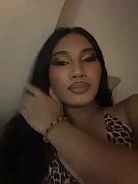 Snapshot of slutty_aki chatting on 7, 6, 2026 slutty aki online show from 7, 6, 2026