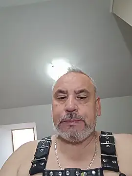 Snapshot of andrexl_eather chatting on 22, 5, 2026 andrexl eather online show from 22, 5, 2026