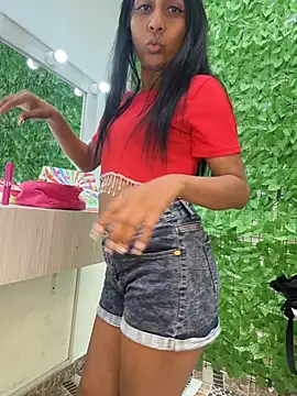 Snapshot of MELIZ_QUEEN chatting on 12, 5, 2026 MELIZ QUEEN online show from 12, 5, 2026