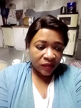 BUSTYQUEEN56  online show from 5, 5, 2026