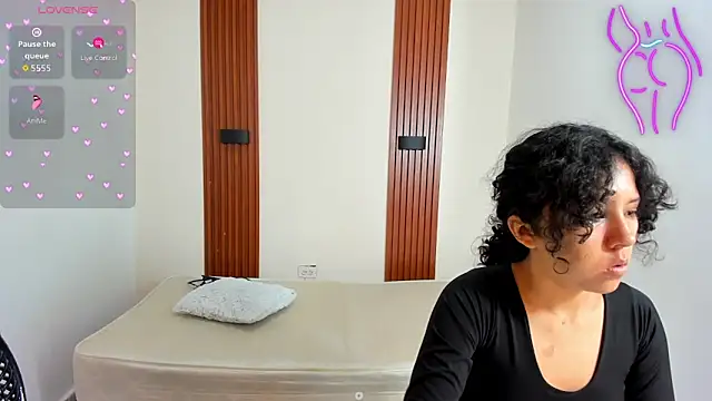 zoe hayami online show from 8, 5, 2026