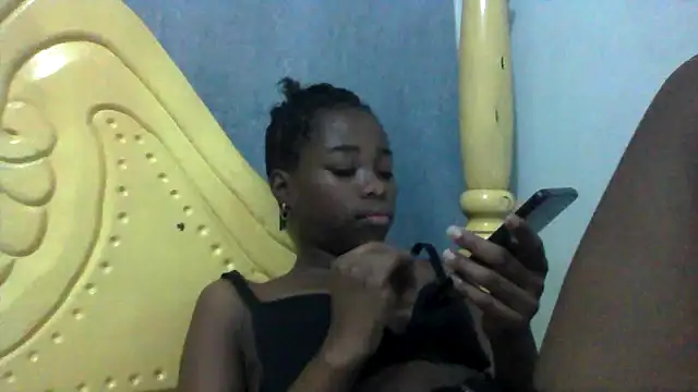 Snapshot of Rerpuss1 chatting on 10, 7, 2026 Rerpuss1 online show from 10, 7, 2026