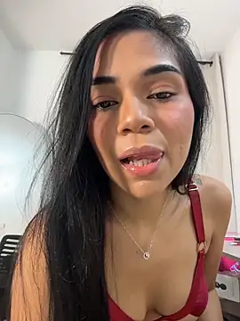 Snapshot of MauraGrayy chatting on 22, 5, 2026 MauraGrayy online show from 22, 5, 2026