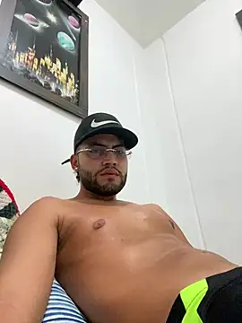 Kenay69 online show from 12, 4, 2026