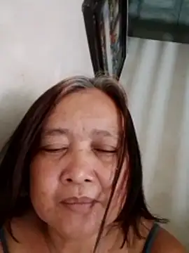 jeanyummytits online show from 28, 4, 2026