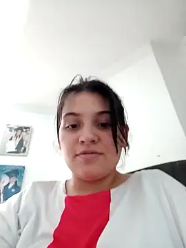 rosemilkbobs online show from 24, 4, 2026