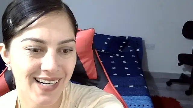 Snapshot of Bandida553 chatting on 2, 6, 2026 Bandida553 online show from 2, 6, 2026