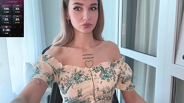 Blue  Berry   online show from 17, 4, 2026