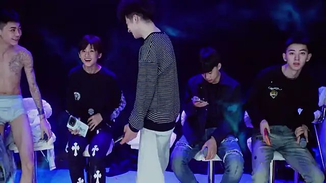 GAY-BOYS8888 online show from 14, 4, 2026