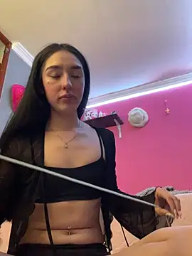 NickieCute- online show from 7, 5, 2026