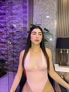 evelyn hills online show from 14, 4, 2026