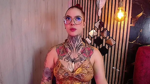Atenea Red online show from 24, 6, 2026