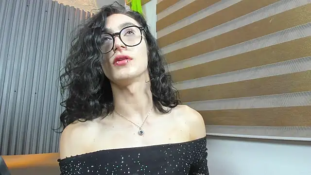 Snapshot of Shammy_rosse chatting on 21, 5, 2026 Shammy rosse online show from 21, 5, 2026