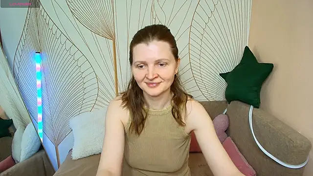 Liza  Evans online show from 4, 5, 2026