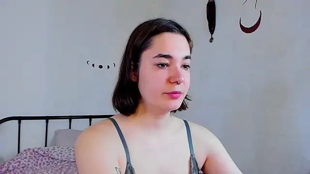 Snapshot of LiyaFly chatting on 18, 5, 2026 LiyaFly online show from 18, 5, 2026
