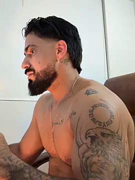 Snapshot of Ryan_Black3 chatting on 15, 4, 2026 Ryan Black3 online show from 15, 4, 2026