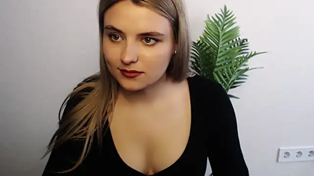  shy sabrina   online show from 15, 4, 2026