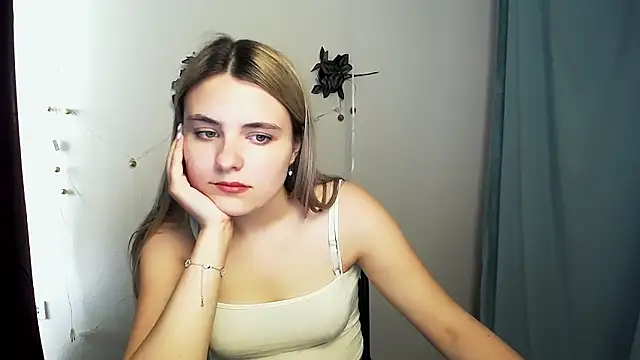 Snapshot of _shy_sabrina__ chatting on 13, 5, 2026 shy sabrina online show from 13, 5, 2026