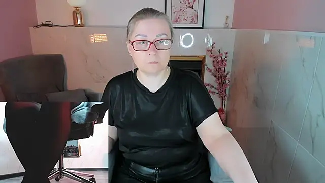 Alexandra Kind online show from 1, 5, 2026
