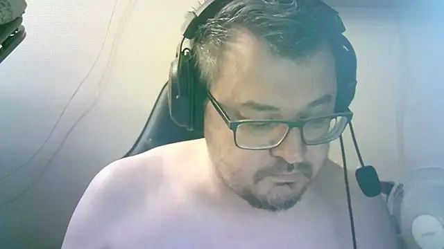 Snapshot of FantastickBombastick chatting on 3, 5, 2026 FantastickBombastick online show from 3, 5, 2026