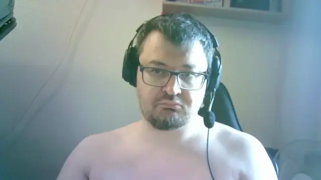 Snapshot of FantastickBombastick chatting on 12, 5, 2026 FantastickBombastick online show from 12, 5, 2026