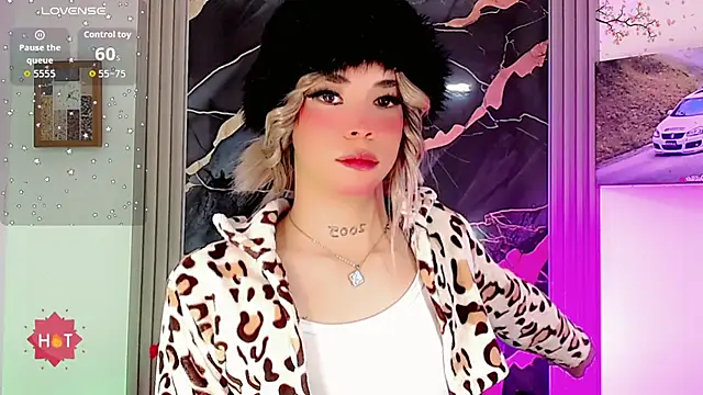 moon sweet- online show from 28, 5, 2026