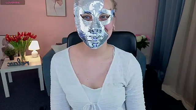 DanaHurt1 online show from 22, 6, 2026