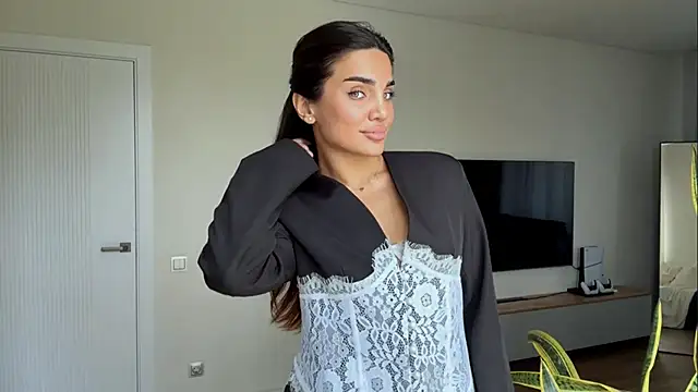 MelindaReny online show from 11, 5, 2026