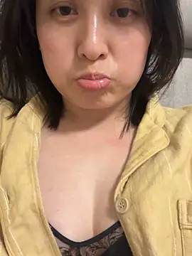 Snapshot of Faye-baby chatting on 16, 4, 2026 Faye-baby online show from 16, 4, 2026