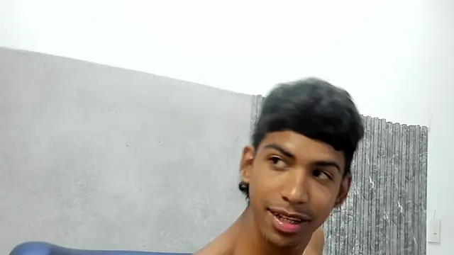 JadeyCharlot online show from 30, 4, 2026