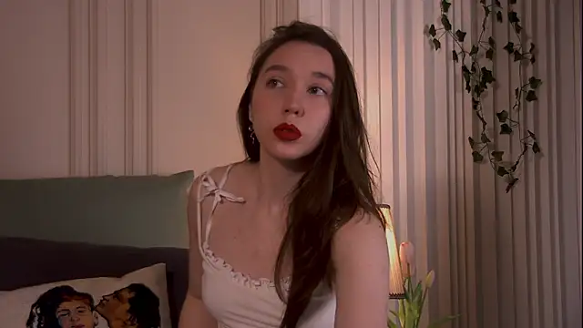 Suzaneey online show from 9, 5, 2026