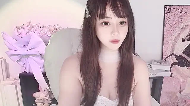 Snapshot of Moon-66 chatting on 23, 4, 2026 Moon-66 online show from 23, 4, 2026