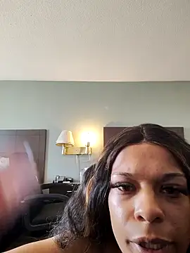 MZFANTZYHONEY online show from 16, 4, 2026