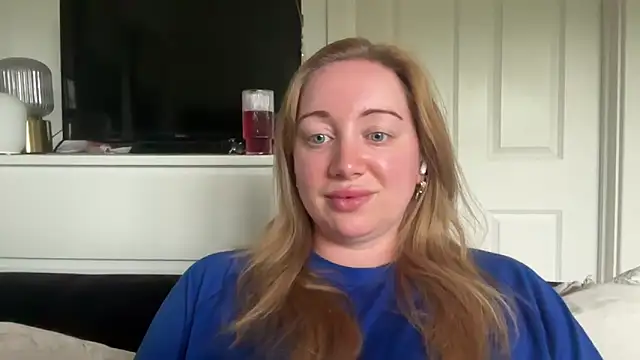 Snapshot of arielsweetieee chatting on 11, 6, 2026 arielsweetieee online show from 11, 6, 2026