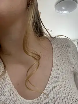 LilianHowards online show from 4, 5, 2026