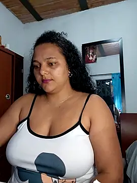 Snapshot of manuboobss chatting on 27, 4, 2026 manuboobss online show from 27, 4, 2026