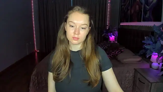 Snapshot of ValeriSunny chatting on 5, 7, 2026 ValeriSunny online show from 5, 7, 2026